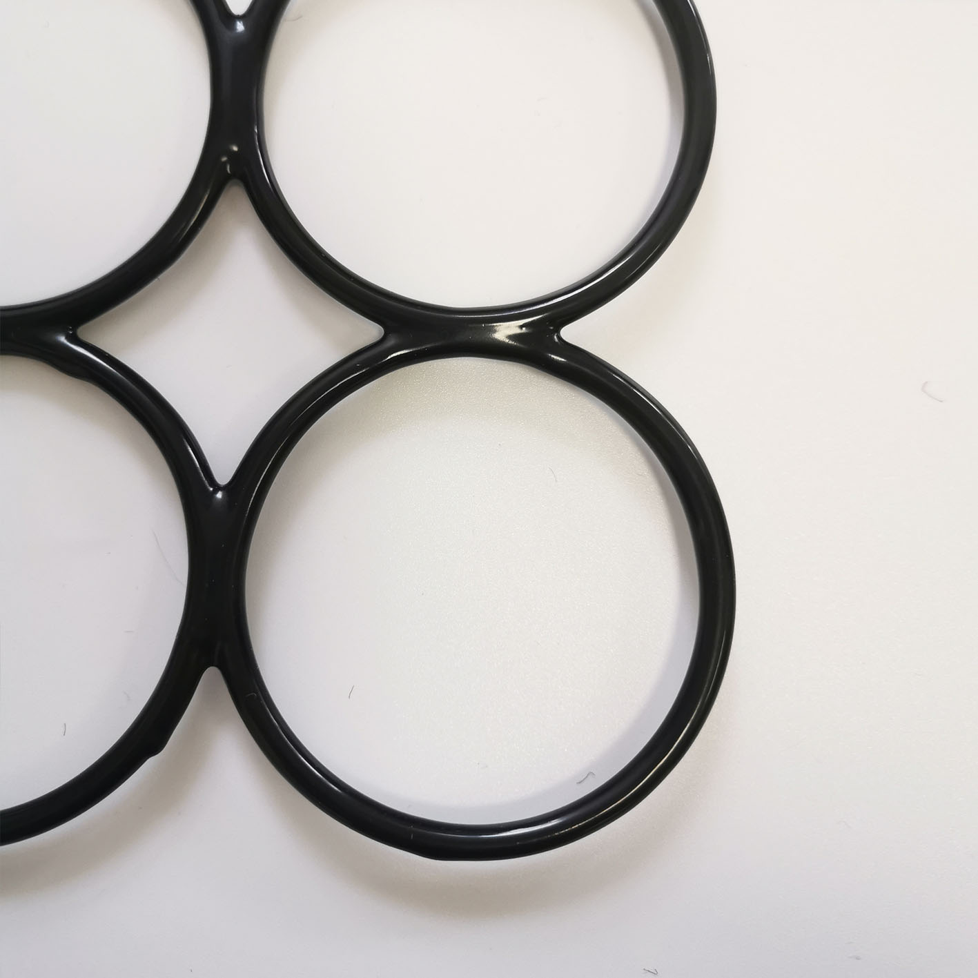 Multifunctional Metal Wire Hangers with Holes and PVC Coating for Scarf Tie Belt