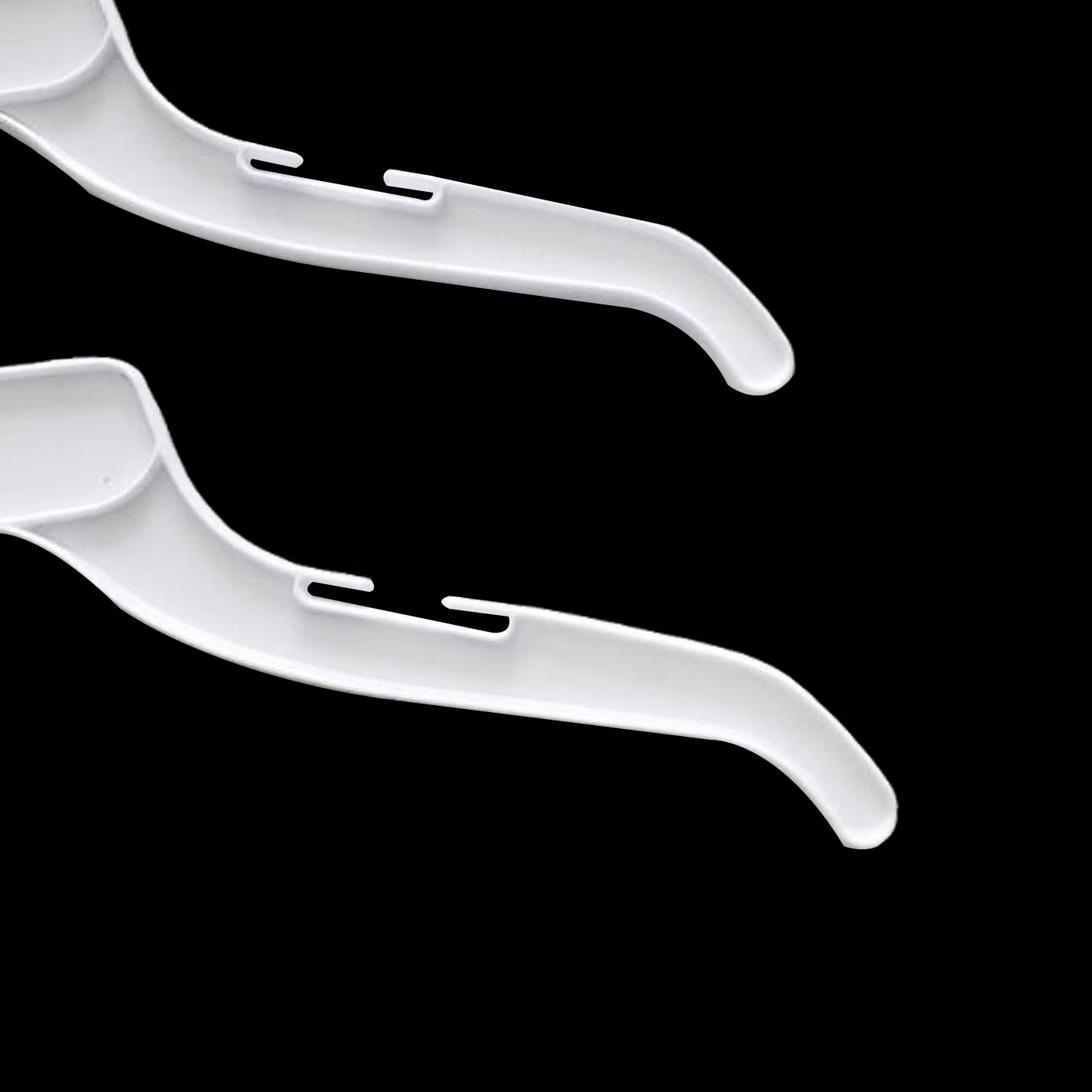 China Supply Double Plastic Top Hangers High Quality Cheap Price Kids Coat Hangers for Stores