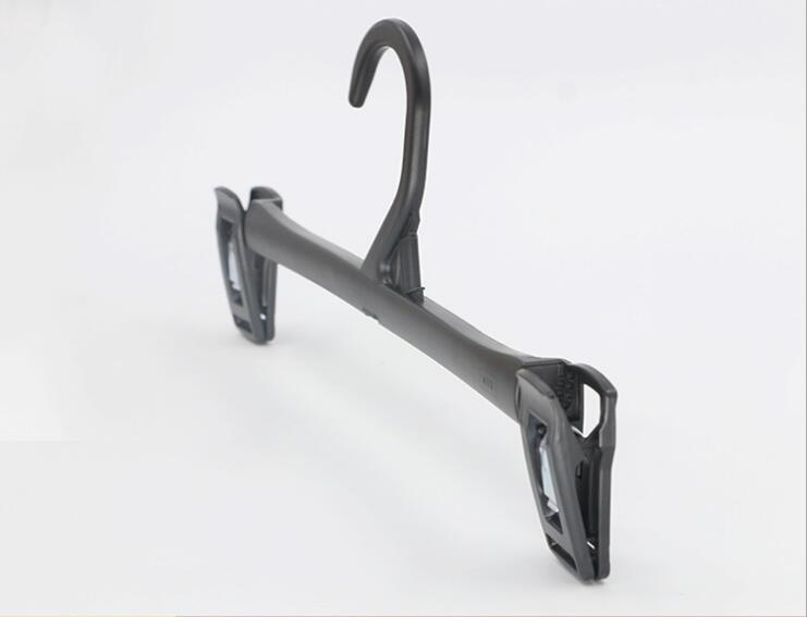Plastic Black Trouser Hanger, Vics Fashion Plastic Pant Hangers