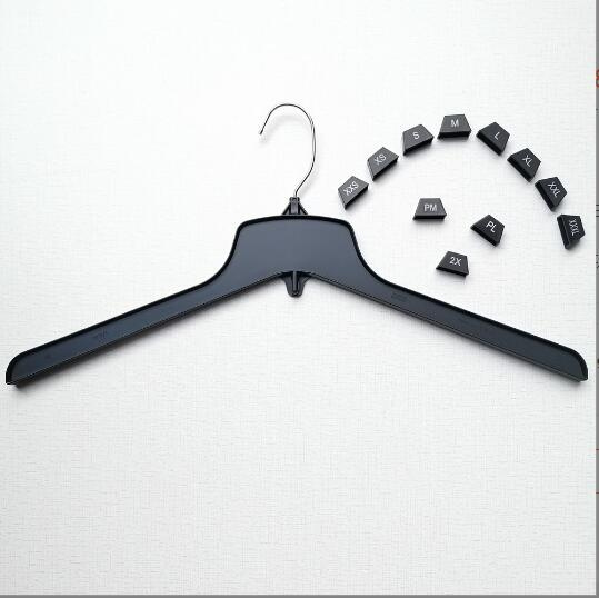 Factory Directly Selling Adult Black Suit Hanger Clothes Top Hanger for Display